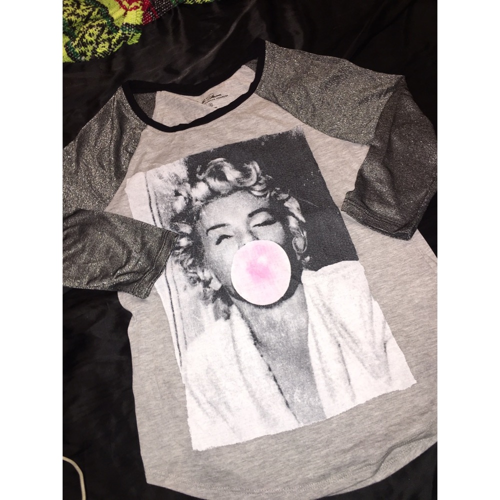 💄NWOT MARILYN MONROE 3/4 BASEBALL TEE💄