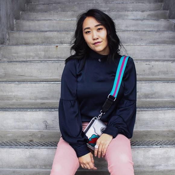 Meet your Posher, Brightmorn - Picture 1 of 1