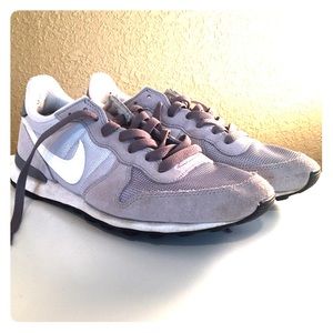 Nike Women's Internationalist Sneakers