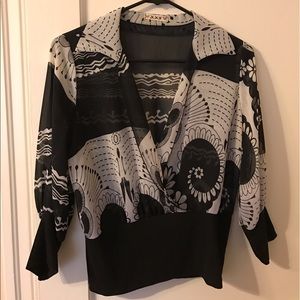 Forever 21 black and white top