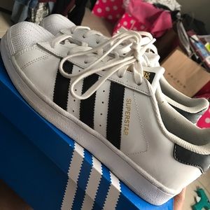 Adidas superstar