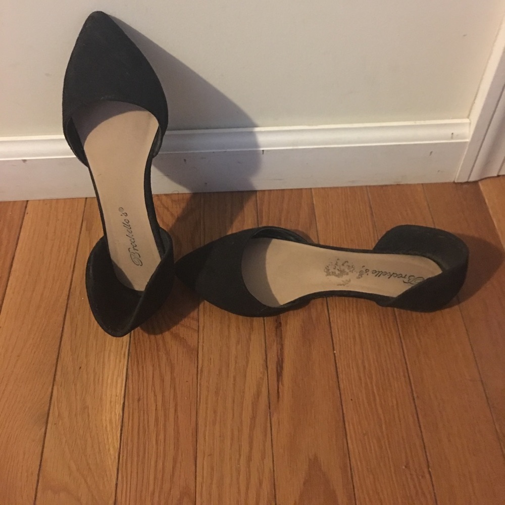Black flats