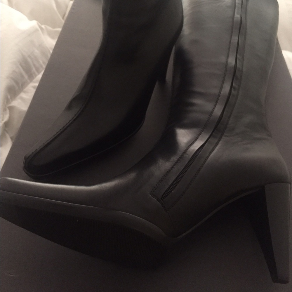 Authentic Fendi Tall Leather Black Boots