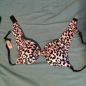 34C Victoria's Secret Pink/Black Bra *Brand New*