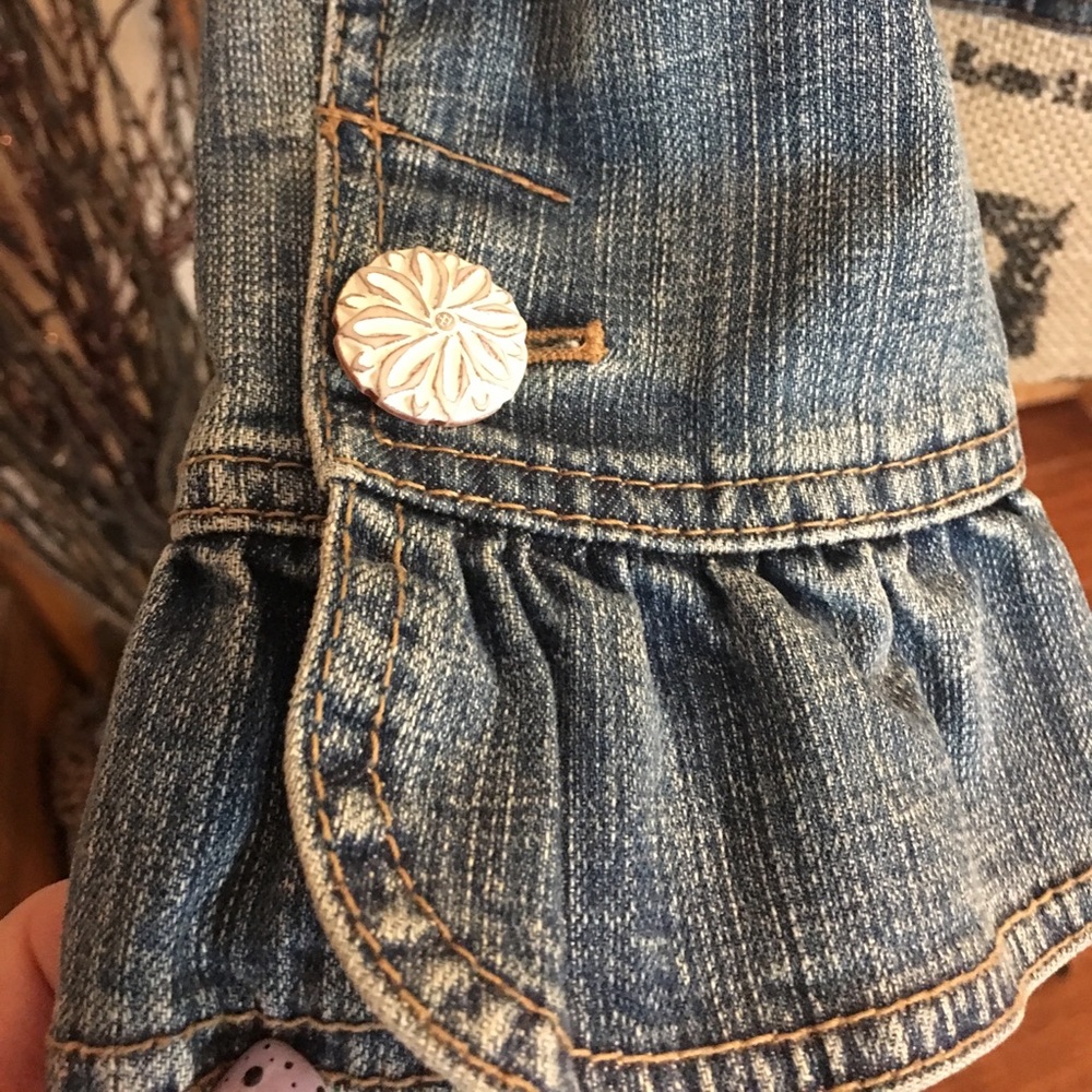 Form Fitting Beautiful Button Down Jean Jacket Xs - image 5