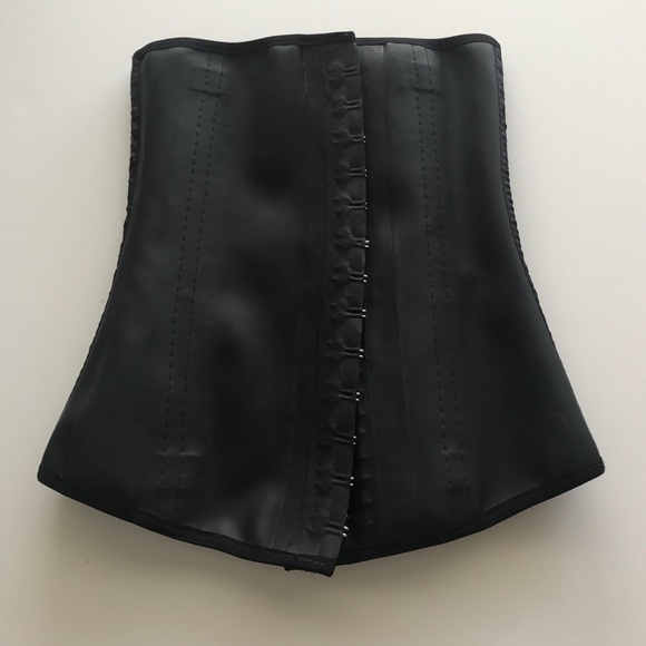 Ann Chery Other - NWOT Latex Waist Trainer / Corset