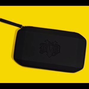 Kat Von D RARE 🌒shade+light✨ VAULT case & box