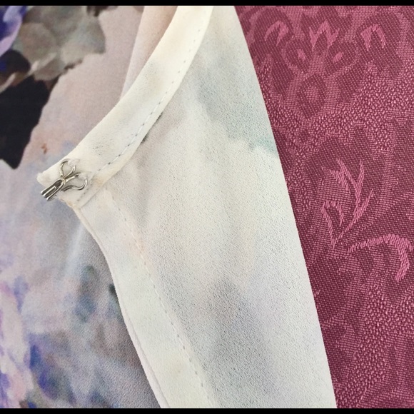 **SOLD**St Tropez West Top - Picture 4 of 4