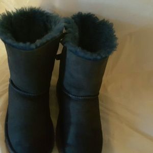 Girl's Ugg boots
