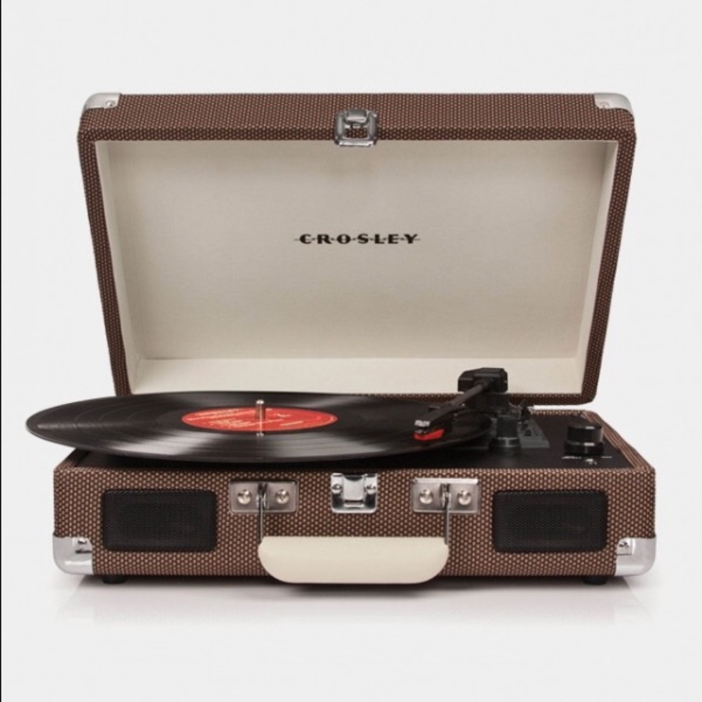 ✨ CROSLEY 3-Speed Turntable