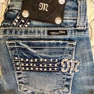 🎯 *NEVER WORN* FINAL SALE ‼️Miss Me - runway