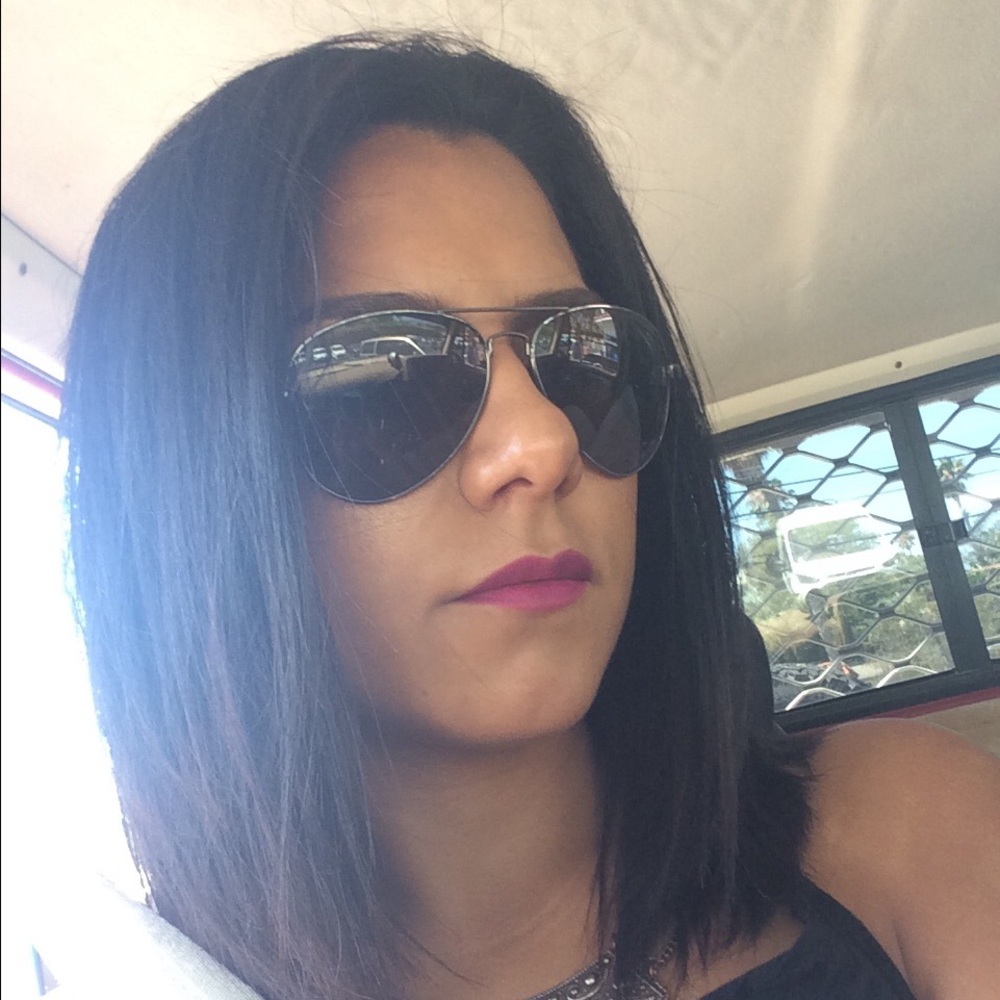 Meet your Posher, Vero