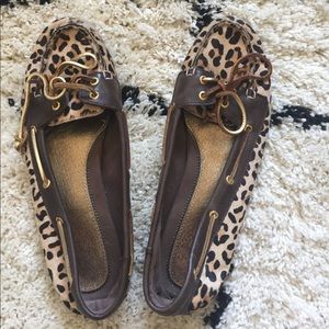Sperry cheetah print shoes