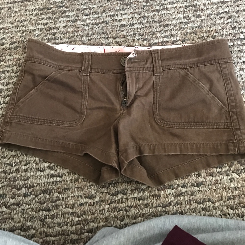 Brown hollister shorts