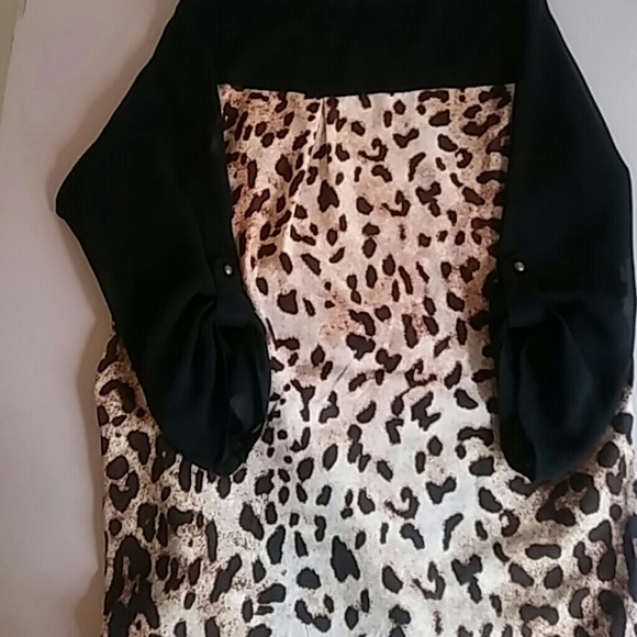 Blouse - Picture 2 of 2