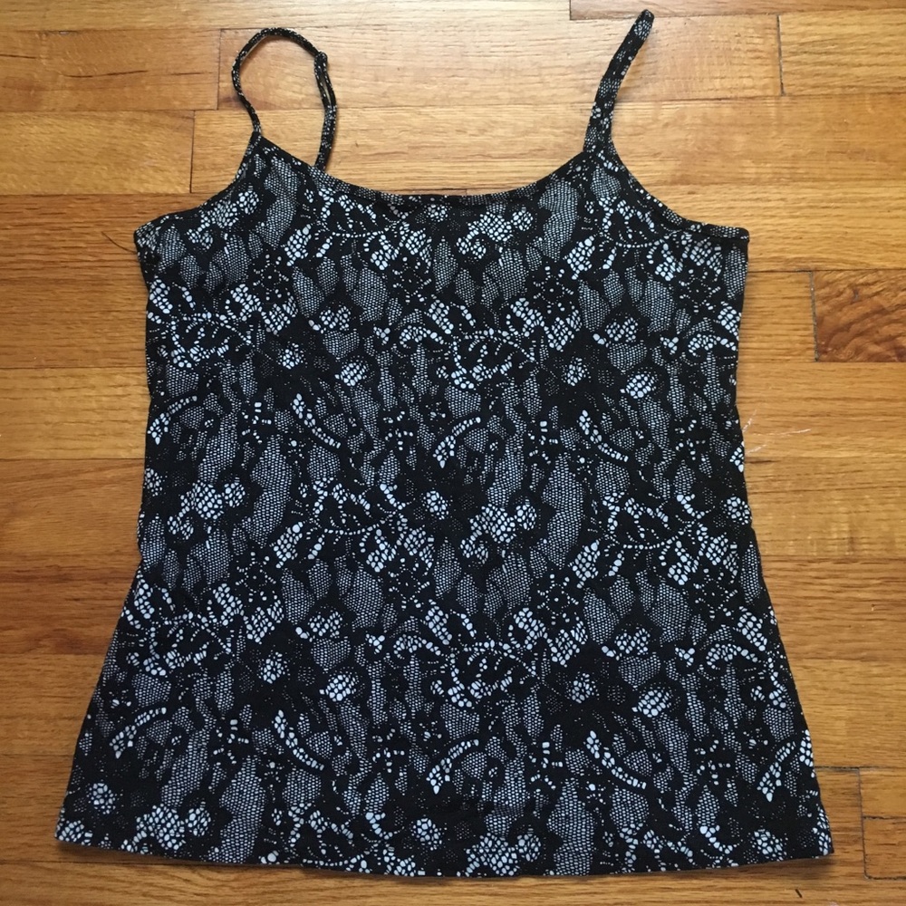 Black and white printed tank top
