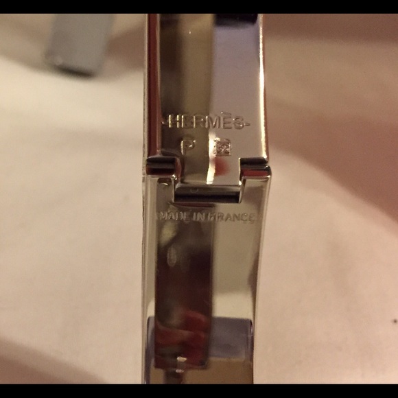 (SOLD) Hermes Clic H (PM size) with box - Picture 4 of 4