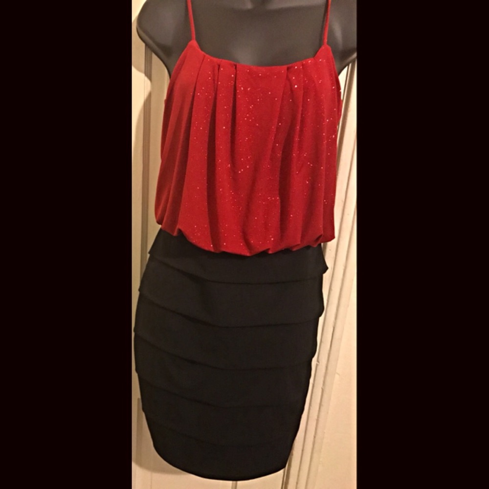 🦉 Sparkling Red & Black Party Dress