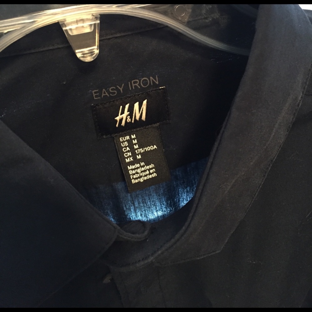 H&M, men's medium button down. - Picture 2 of 2