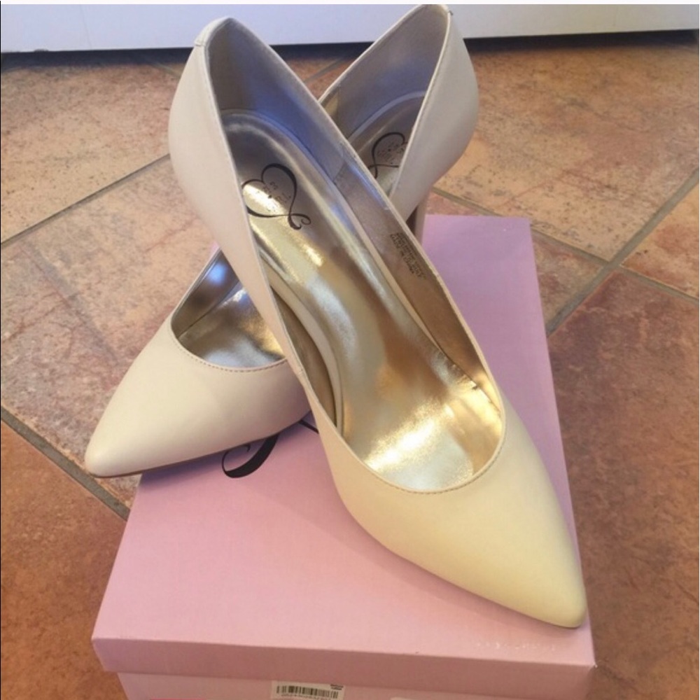 Créame color heels, brand new