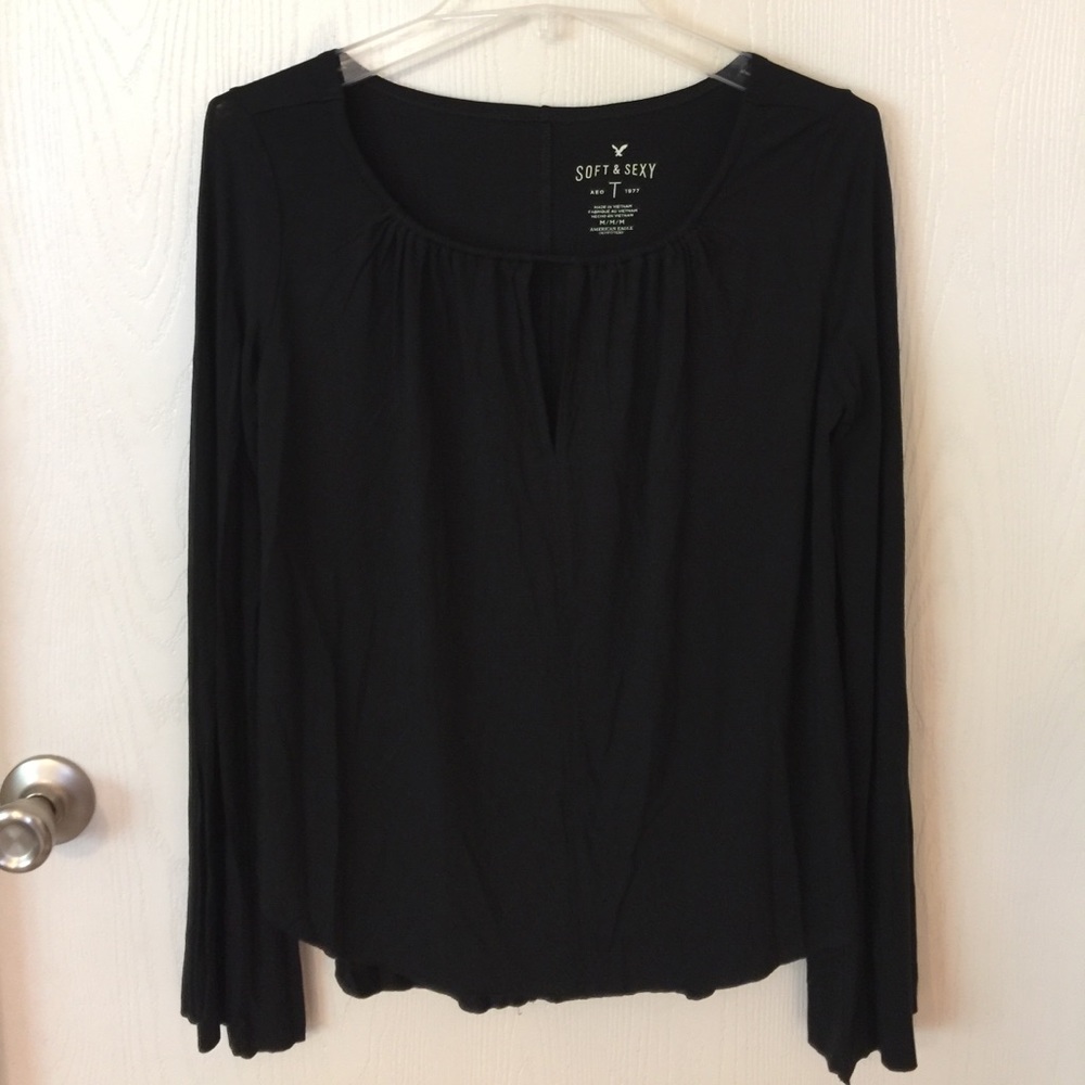 ☀️ SALE! AEO Soft and Sexy Shirt!