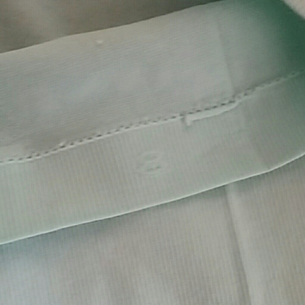 Lululemon racer back tank. - Picture 4 of 4