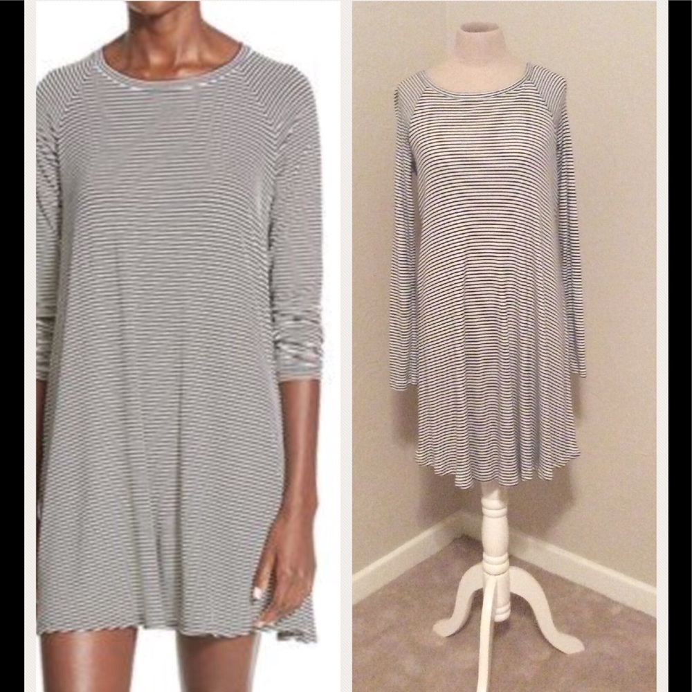 Soprano long sleeve stripped dress Sz XL