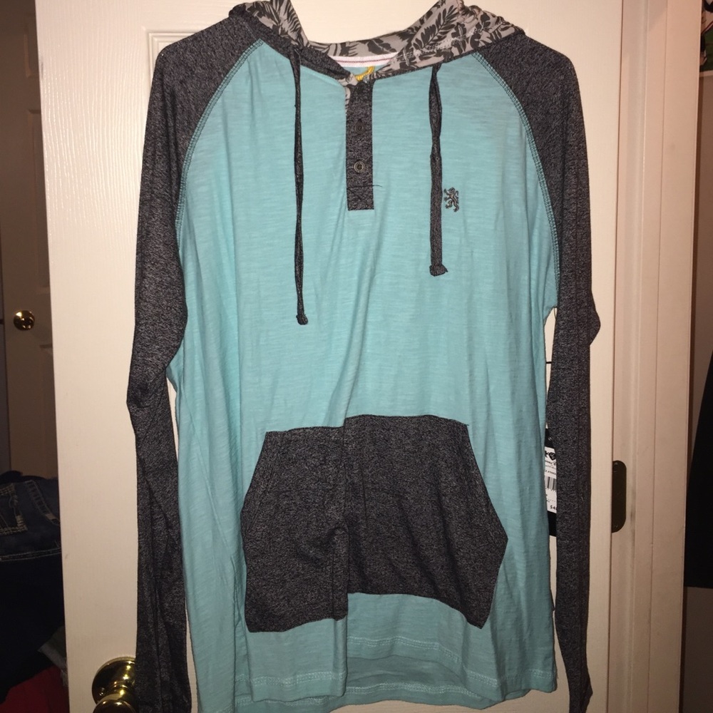 Lions Crest by English Laundry size M