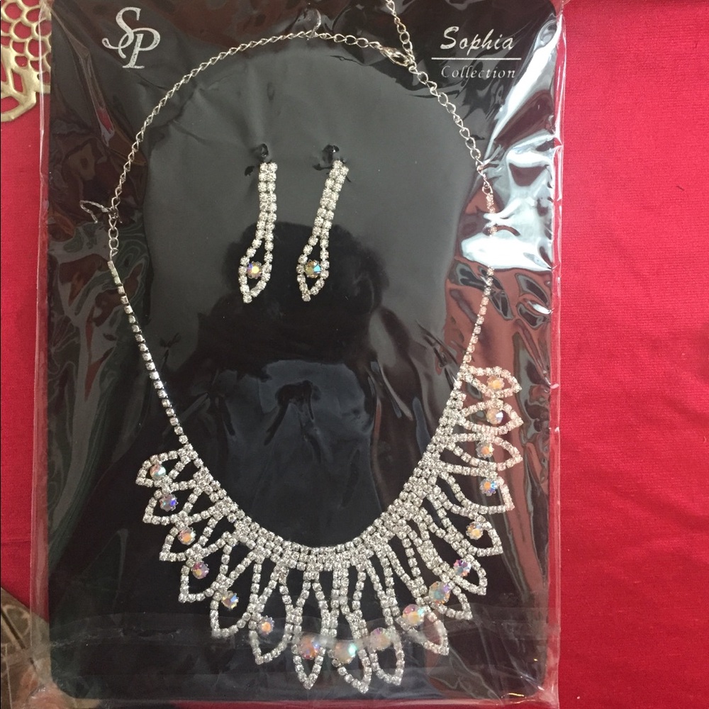 Necklace set