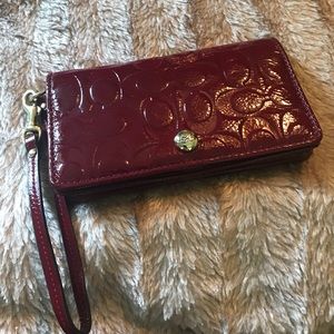 Red Coach wallet! !!!PRICE DROP ONE HOUR ONLY!!!!
