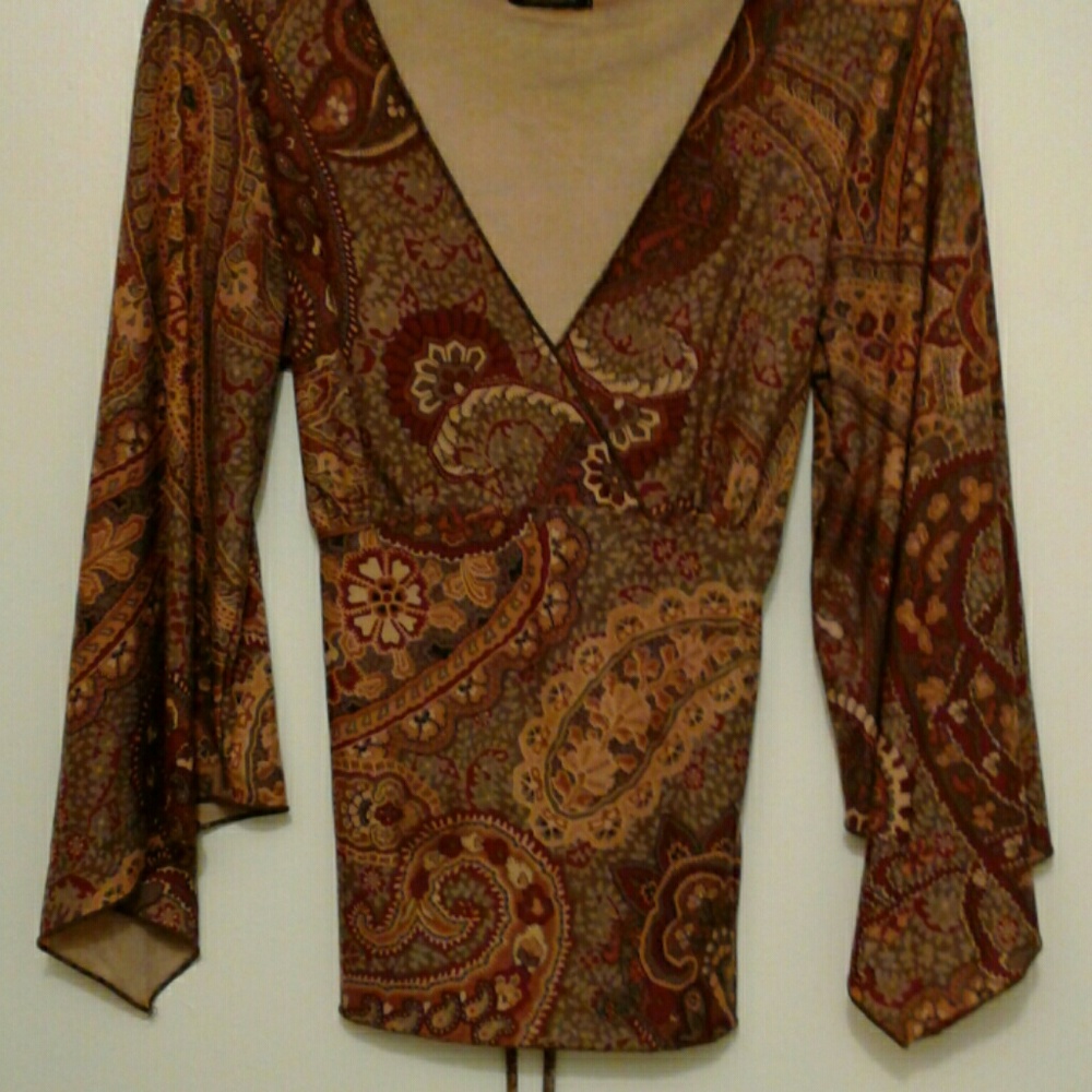 🌷TOP/BLOUSE..PAISLEY COLORS PRETTY🌷