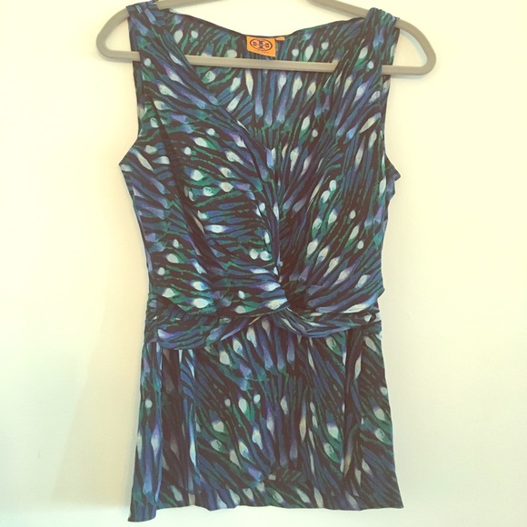 Elegant top by Tory Burch - Picture 1 of 3