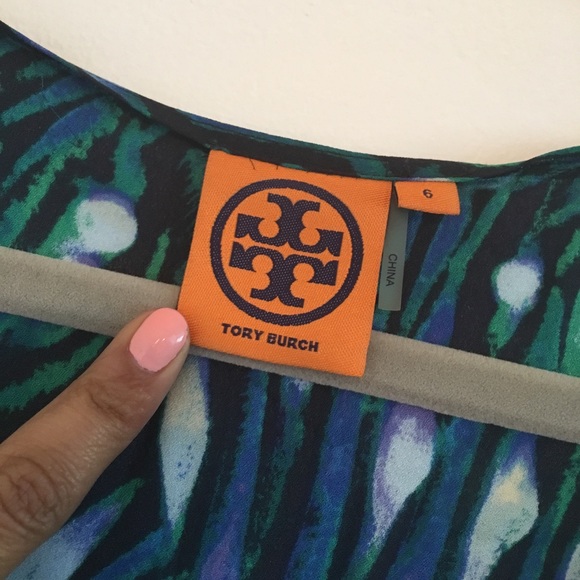 Elegant top by Tory Burch - Picture 3 of 3