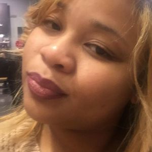 Meet your Posher, Renee