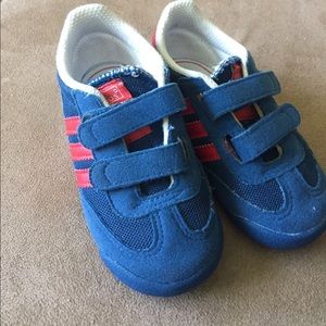Blue and red toddler adidas 6c