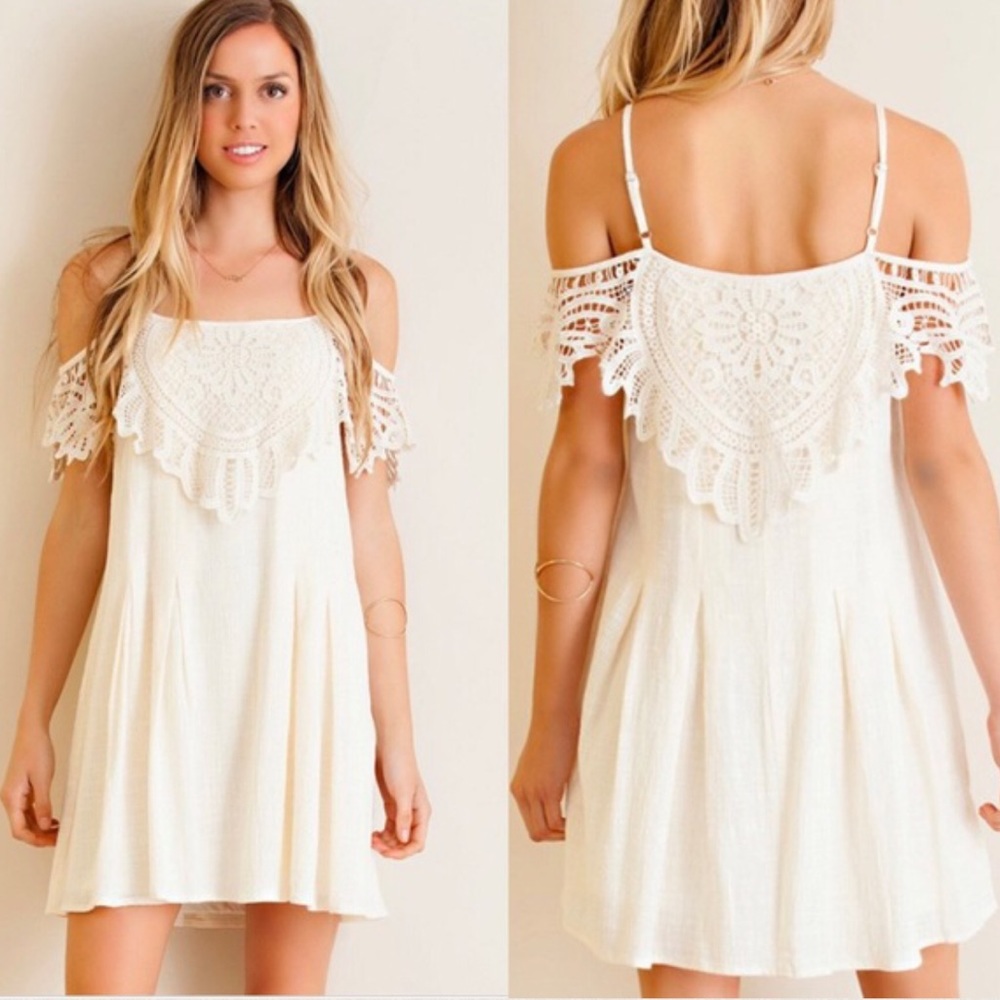 SALE Off Shoulder Drape Crochet Dress - Picture 3 of 4