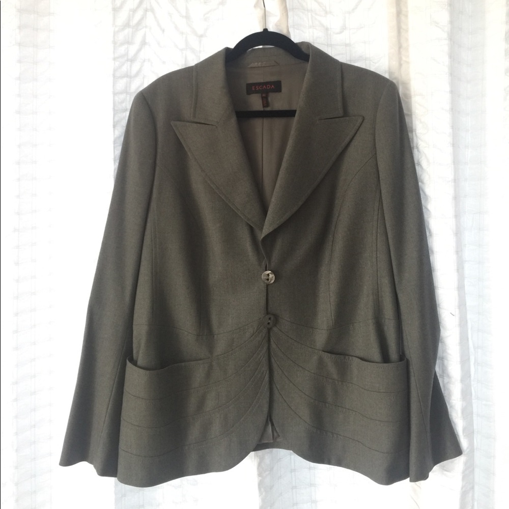DONATED NWOT Escada Grey Wool Blazer