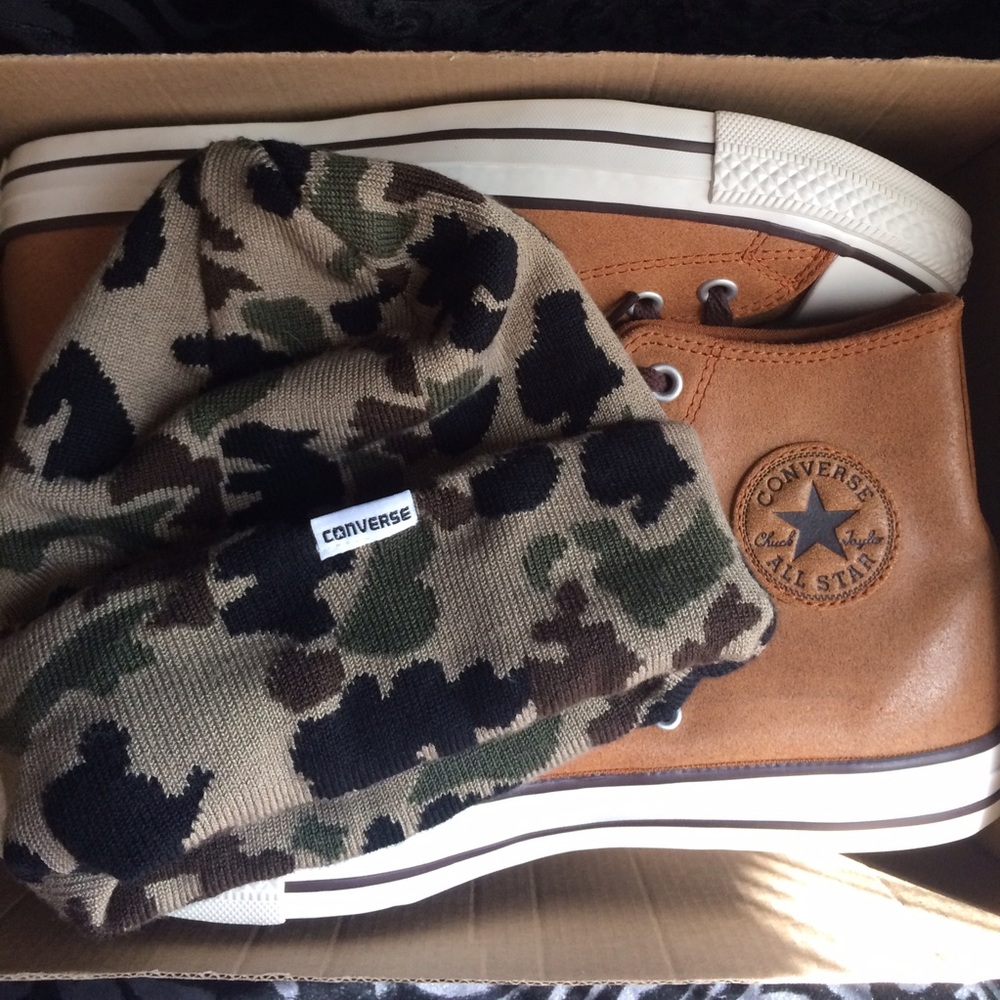 Unisex Tan Leather Converse & Converse Hat