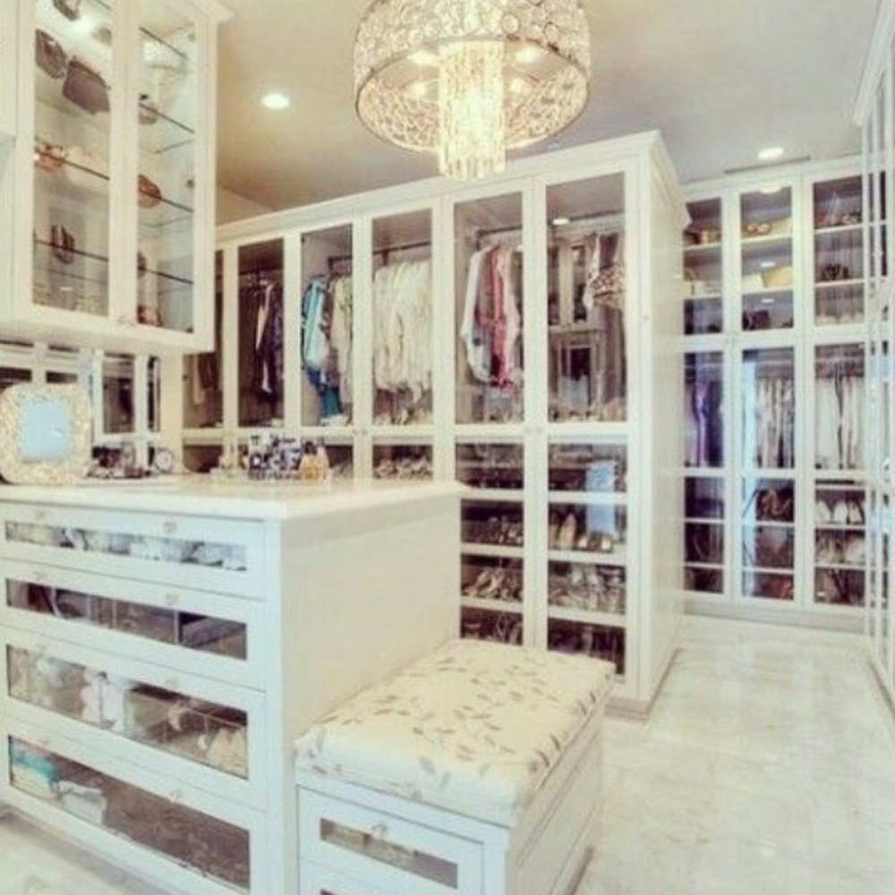 🌺WELCOME TO MY CLOSET🌺