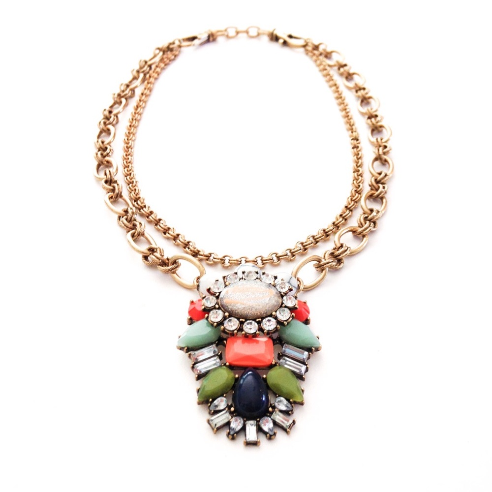 Alice's Chic Boutique necklace