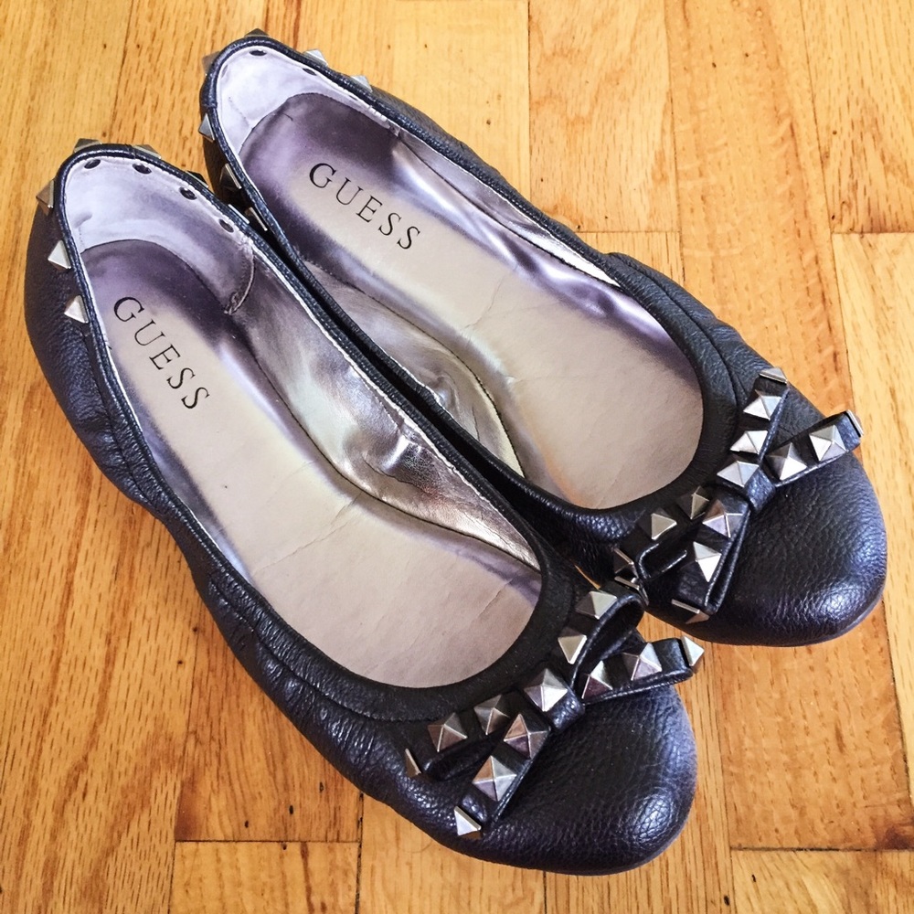GUESS black flats with gunmetal studs