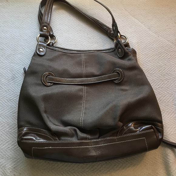 Kathy Van Zeeland bag - Picture 2 of 3