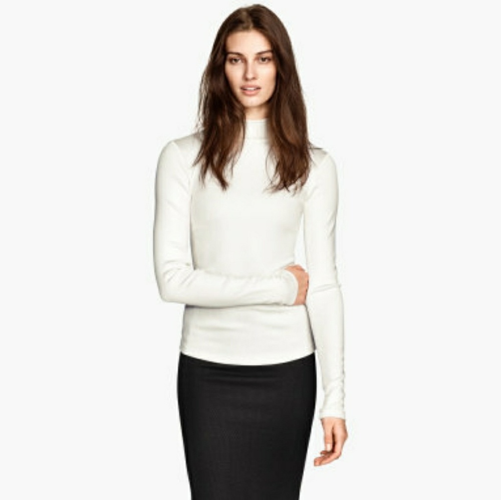 H&M White Turtleneck Longsleeves