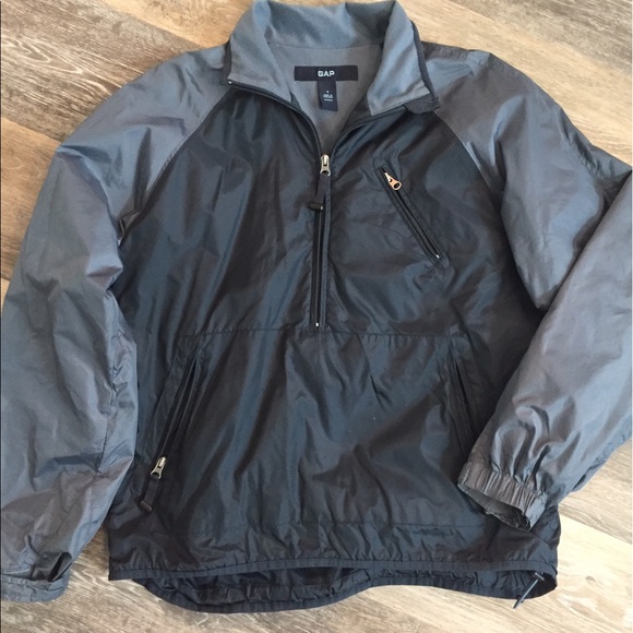 Lightweight GAP pullover jacket - Picture 2 of 2