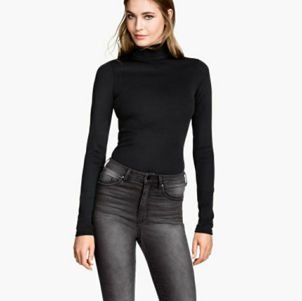 H&M Black Turtleneck Longsleeves