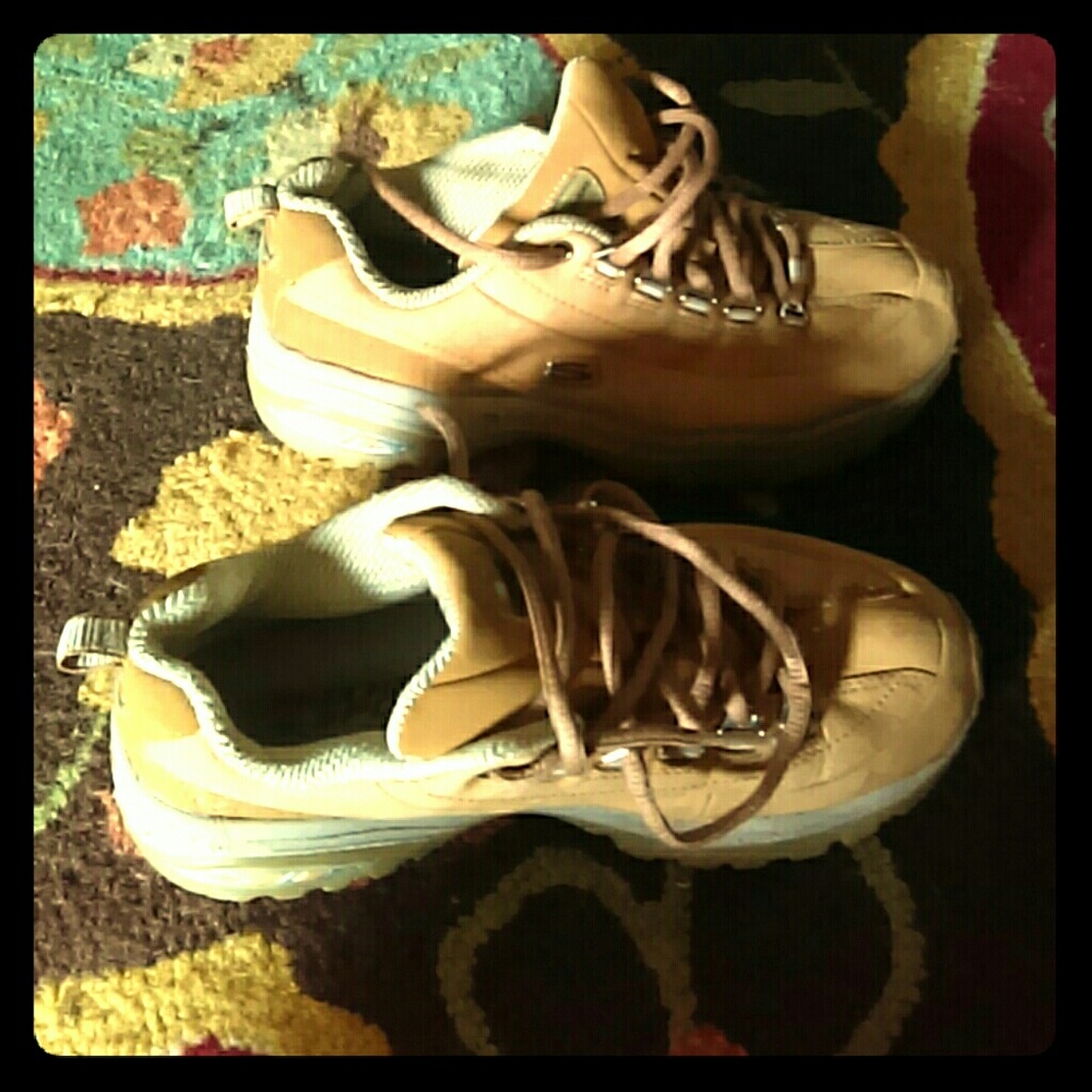Women's shoes