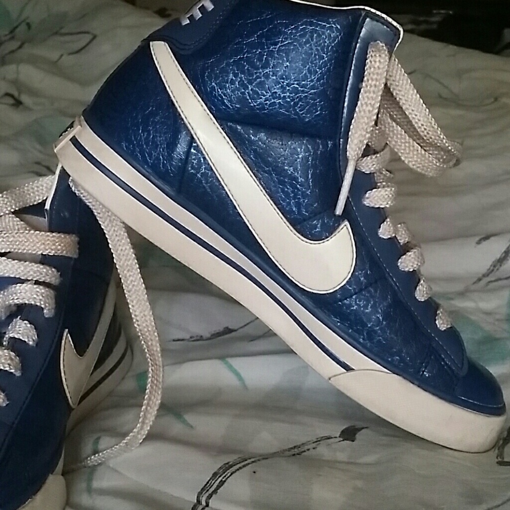 blue Nike high tops