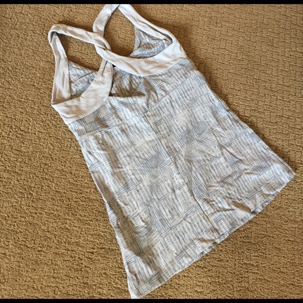 Patagonia athletic tank XS built in bra