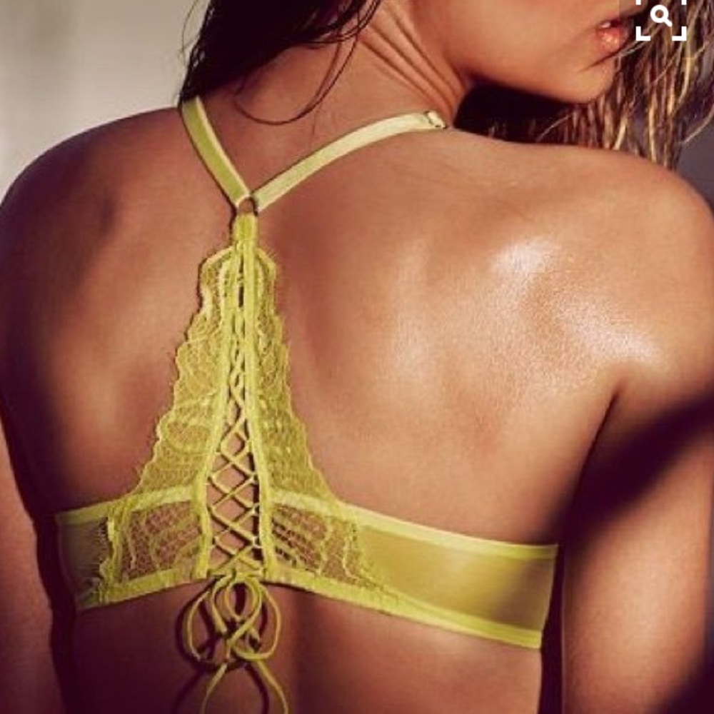 NWT Victoria's Secret racerback bra