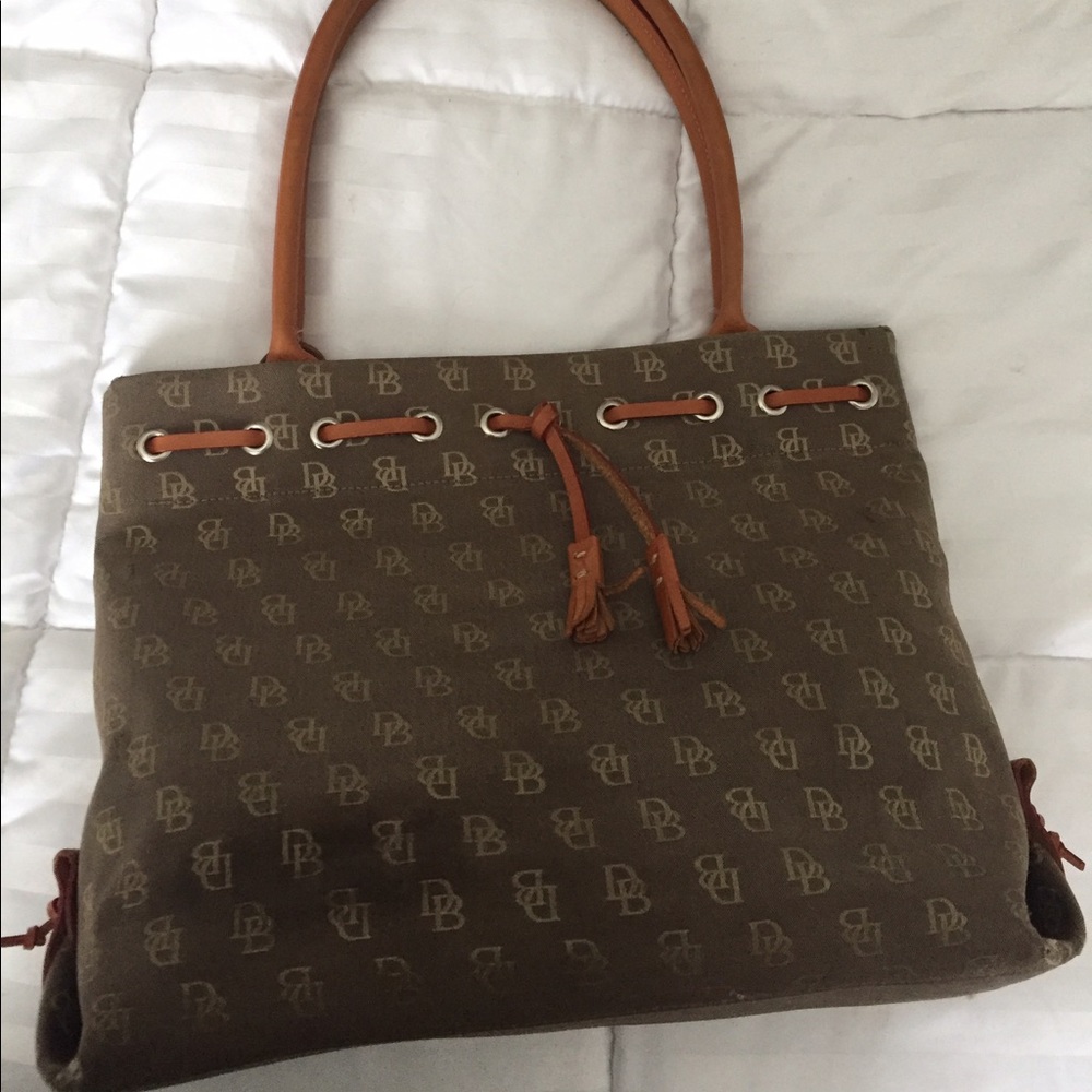 Dooney and Bourke Handbag